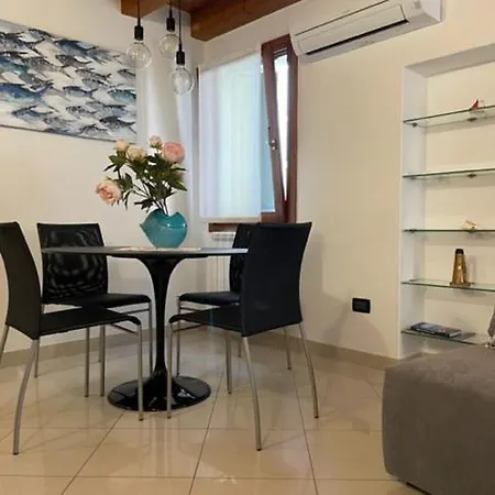 Casa Blu Mare 公寓